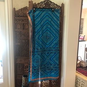 Scarf / Wrap / Shawl